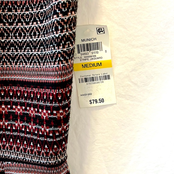 **NWT** Women’s Bar III Med Sleeveless Multicolored Dress 🍁perfect for fall🍁 - Picture 5 of 8